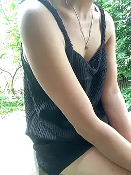 Linda-babyy's Live XXX Chat