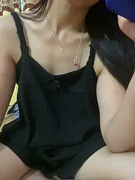 Linda-babyy's Live XXX Chat