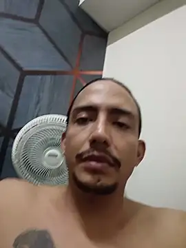 Show de Jacu94 na webcam