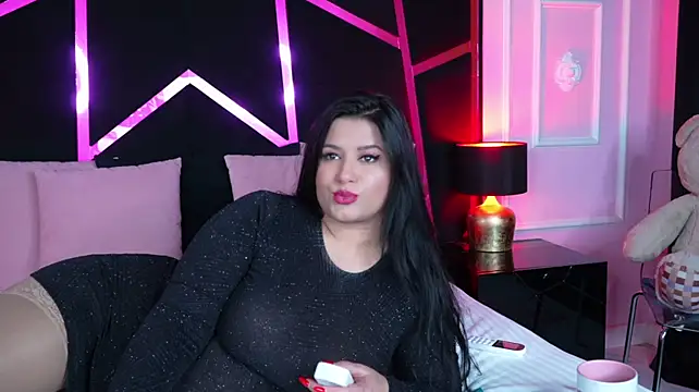 EssenaMonroe Webcam show