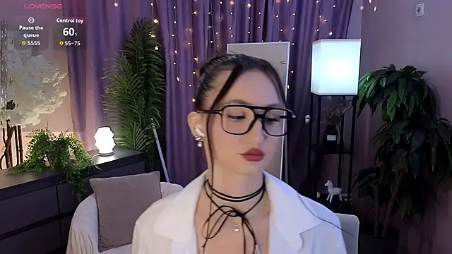 AriaCatrool live XXX chat