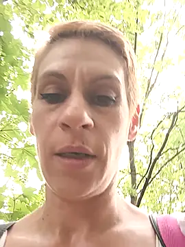 KittyDesiree's Live XXX Chat