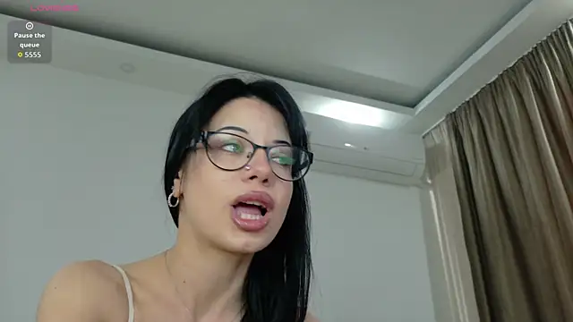 Nova_Haze webcam show