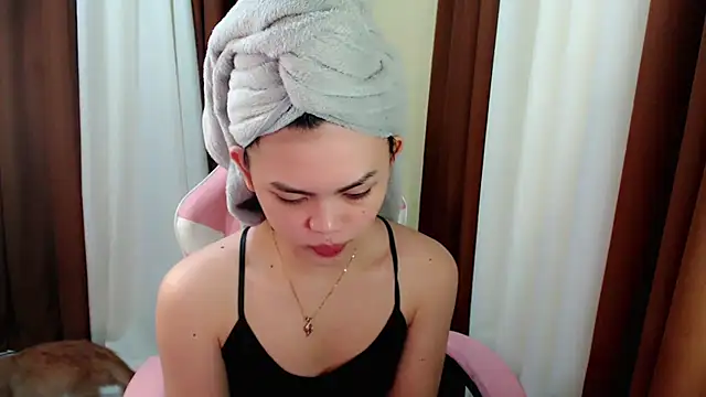your_hottestangel Pertunjukan Webcam