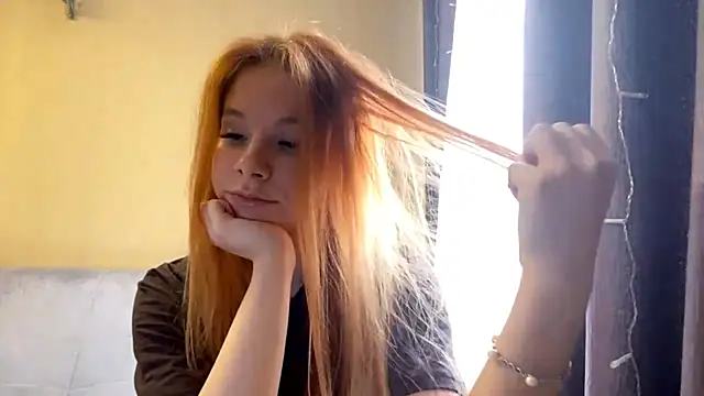 XXX chat uživo modela nyanyamonkey
