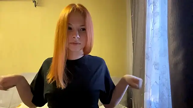 Show modela nyanyamonkey na web-kameri
