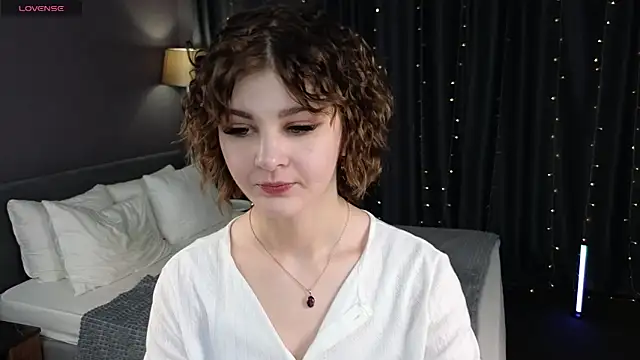 Kira__Fluffy 라이브 XXX 채팅