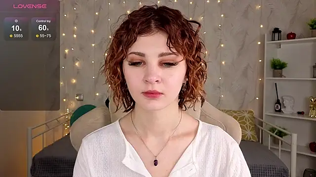 Kira__Fluffy লাইভ XXX চ্যাট