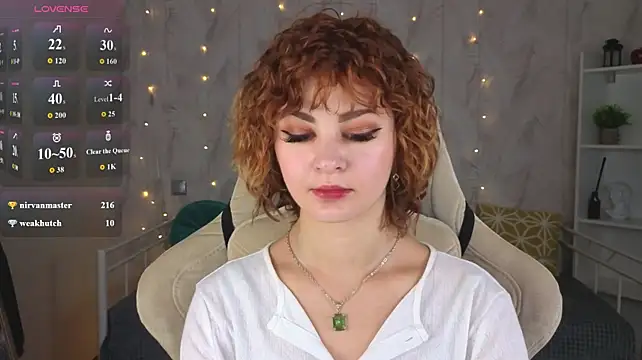 Show de Kira__Fluffy na webcam