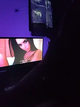 MINESEX985 Adlı Modelin Canlı XXX Sohbeti