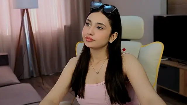 XXX chat uživo modela honeylanaa