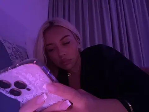 Webkamerová show tanishalouu