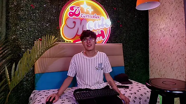 Show de Krown_nox na webcam