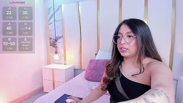 KamilaVegga's Live XXX Chat