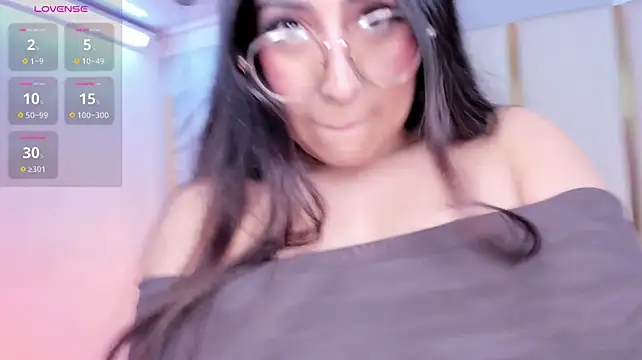 Chat XXX ao vivo de KamilaVegga