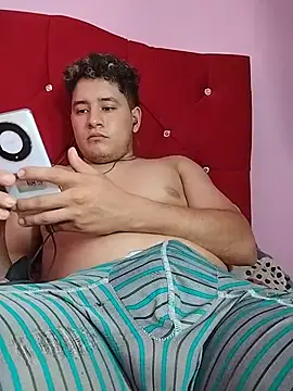 Aristhegood Show in webcam