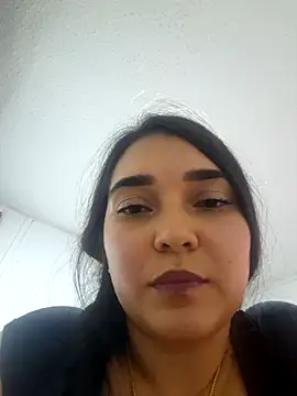 Winnifer_leal's Live Chat Room