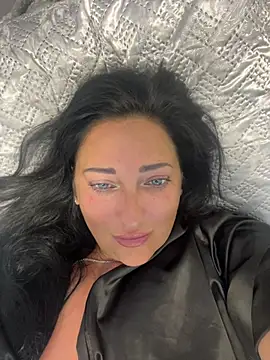 ksuha11 – webcam-show