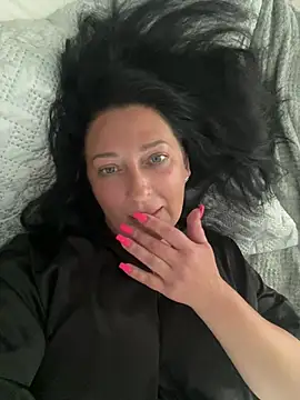 ksuha11's Webcam Show