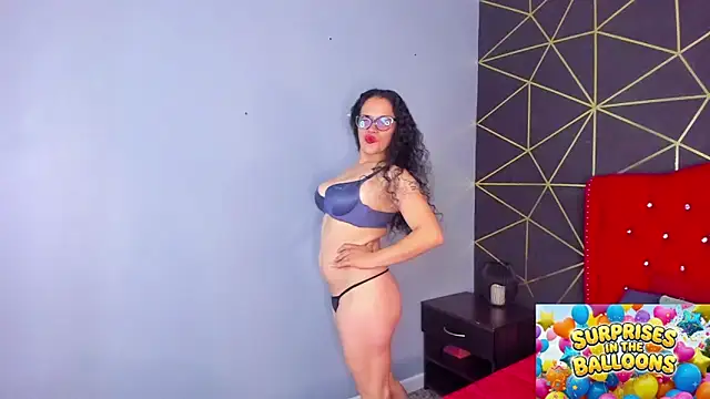 Show de Saritaa_28 na webcam