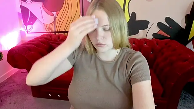 צ'אט XXX בשידור חי של NikkyReyyy