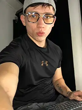 Salvatore_angelo: вебкам-шоу