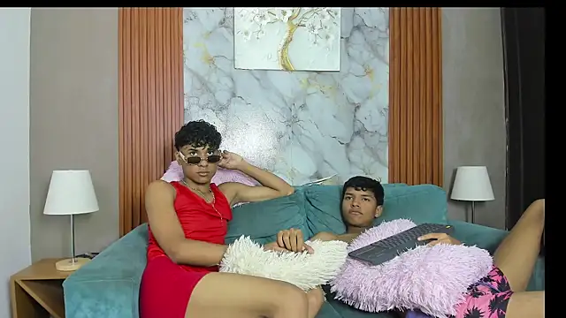 THREE_BLACK Webcam Show