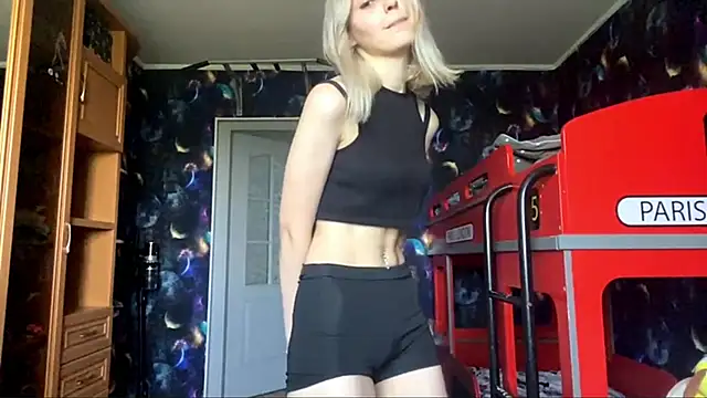 Nelly_Gilbert Show in webcam