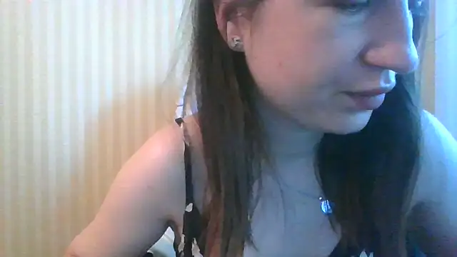 Star_kis Chat XXX in diretta