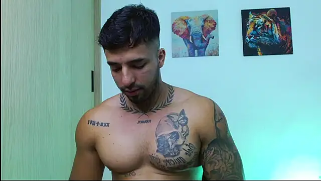 دردشة Jacobb_Phoenix الجنسية المباشرة
