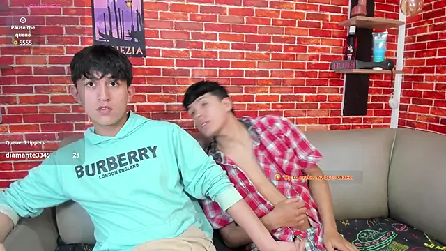 Hoot_boyss_ Webcam Show
