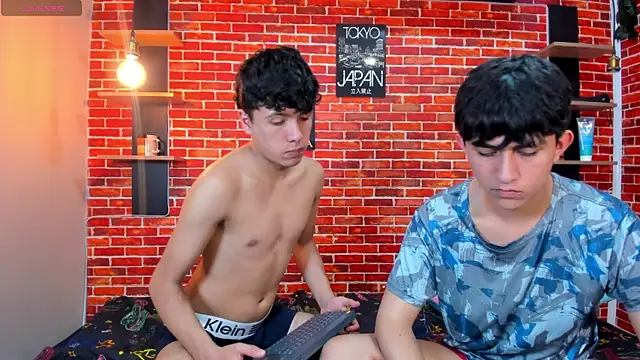 Webkamerová show Hoot_boyss_