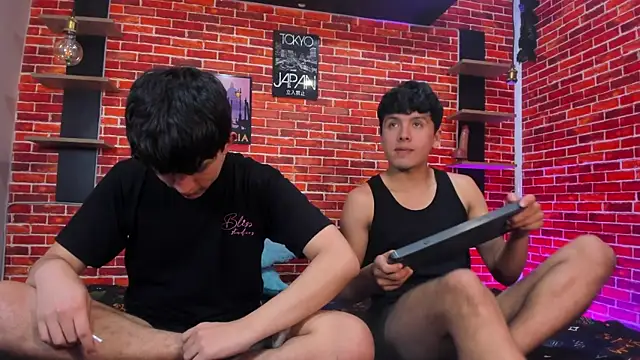 Webkamerová show Hoot_boyss_
