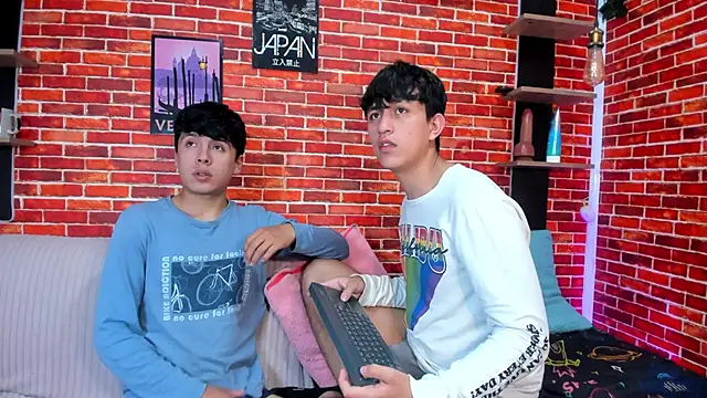 Hoot_boyss_ Webcam show