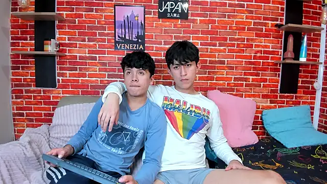 Hoot_boyss_'s Webcam Show
