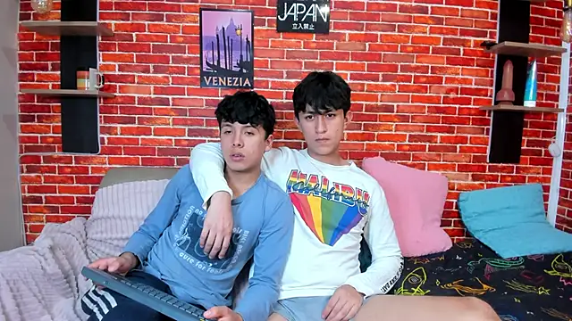 Hoot_boyss_'s Webcam Show