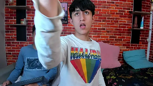 Hoot_boyss_ 在線直播表演