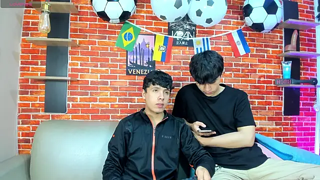 Hoot_boyss_ 网络视讯表演