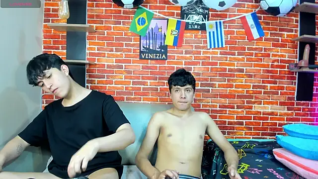 Hoot_boyss_ Webcam show