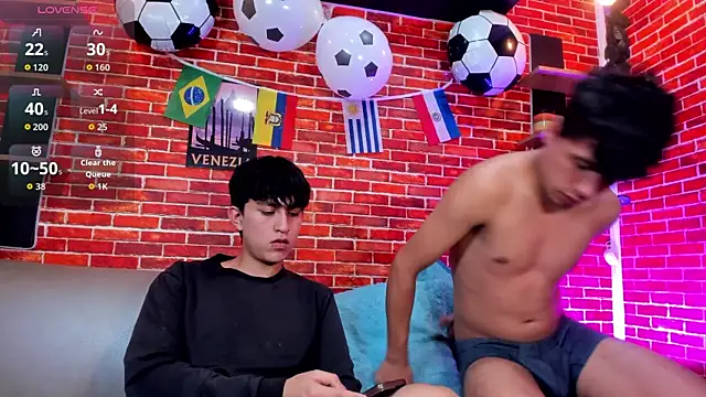 Hoot_boyss_ 网络视讯表演