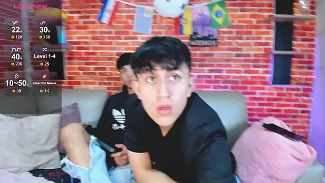 Hoot_boyss_のウェブカメラショー