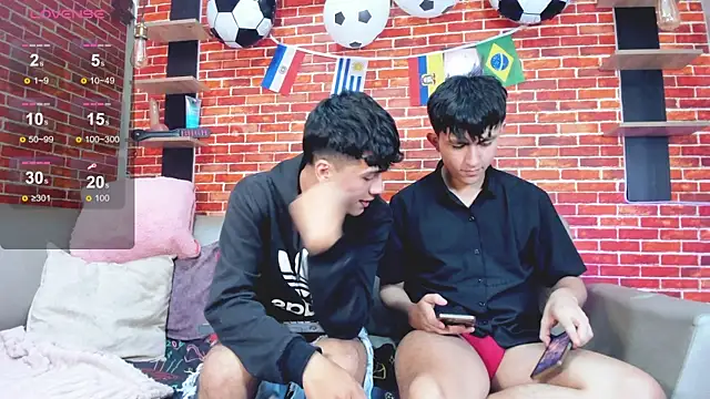 Hoot_boyss_ Adlı Modelin Web Kamerası Şovu