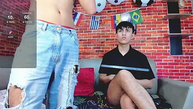 Webkamerová show Hoot_boyss_