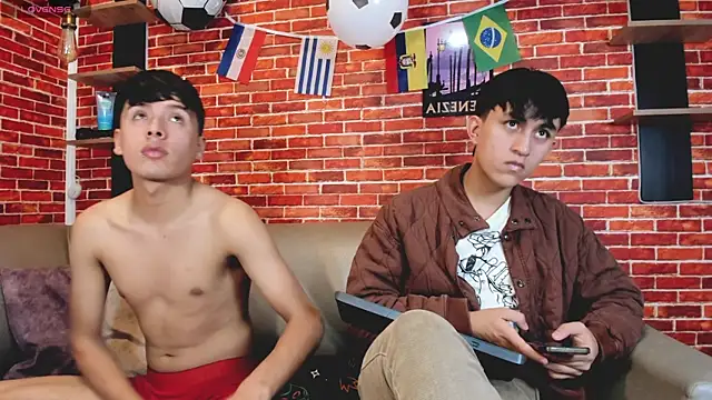 Show Webcam de Hoot_boyss_