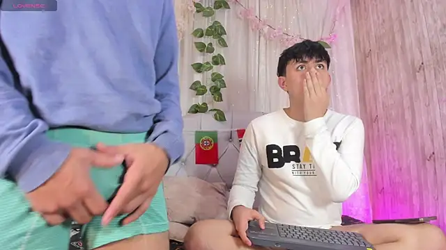 Hoot_boyss_ 网络视讯表演