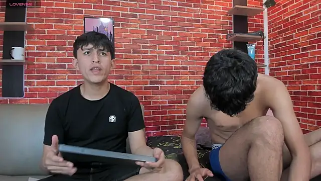 Show webcam de Hoot_boyss_