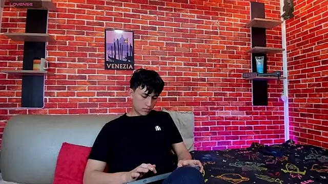 Hoot_boyss_'s Webcam Show