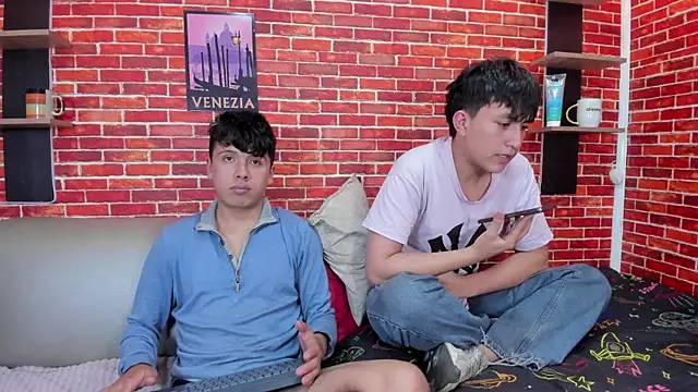 Hoot_boyss_ 网络视讯表演