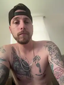 lockedstacking's Webcam Show