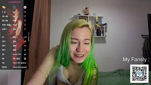 Emilya201 Chat XXX live